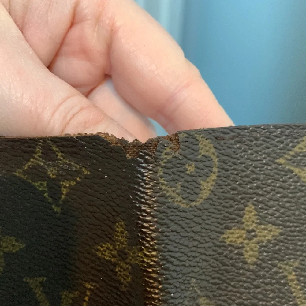 1998 authentic Louis Vuitton card holder / men’s wallet